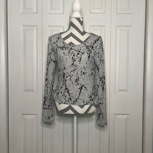 ❗️Closet Clear Out❗️Orange Kiss Splatter Print Crop Top